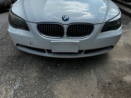 2004 2005 2006 2007 BMW 525I OEM Right Fender White Minor Scratches  - $173.25