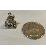 Beehive Collectible Sterling Silver .925 Bracelet Charm Dangle - $33.87 CAD