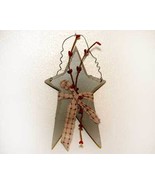 Primitive Country Sage Green Star and Berries - $6.86 CAD