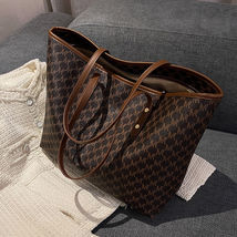 Women&#39;s Printed Leather Handbag, Vintage Tote Bag, Retro Shoulder Bag - £23.53 GBP