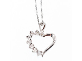 925 Sterling Silver &quot;Heart&quot; Chain with Pendant Italy - $1,048.19 MXN