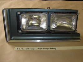 Oem 75 Cadillac Fleetwood Left Driver Side Headlight Housing With Trim Molding - £39.56 GBP