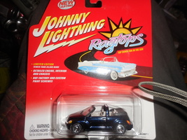 2002 Johnny Lightning Ragtops Chrysler PT Cruiser Mint Car On Card #437 - $4.50