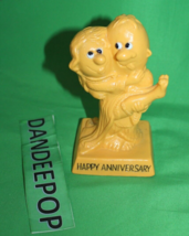 Vintage Retro Russ Berrie Statue Figurine Happy Anniversary - $29.69