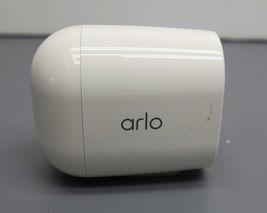 Arlo Essential VMC2030 Spotlight Single Wireless Indoor/Outdoor Camera image 2