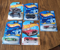 Lot of 5 Hot Wheels Carded 1/64th Scale Diecast Cars - £7.77 GBP