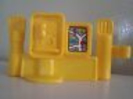 FISHER PRICE LITTLE PEOPLE Telephone Booth City Map Fence Piece New - $2.47