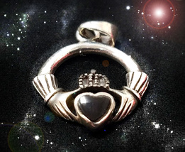 HAUNTED NECKLACE BANISH ALL BLACK HEARTS REPEL BANISH ENEMIES SECRET OOAK MAGICK image 2