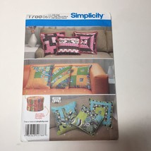 Simplicity 1788 Patchwork Pillows in 3 Sizes Jelly Roll - £10.27 GBP
