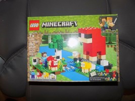 Lego LEGO Minecraft The Wool Farm Building Kit with Farm #21153 NEW - £37.88 GBP