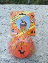 Vintage Halloween Cupcake Muffin Baking Cups Paper Black Cats Jack o Lanterns - £9.74 GBP