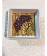 18 Mini Finger Food/￼Hors D’oeuvre  Trays/Plates￼ ~ Plastic ~ Grapes/Fruit - $31.14
