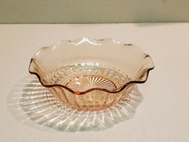 Vintage Pink Depression Glass Wavy Scalloped Edge Bowl - £7.75 GBP