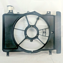 TO3110149 Fits 2007-2018 Toyota Yaris Radiator Fan Shroud w Reservoir wo... - $462.01 MXN