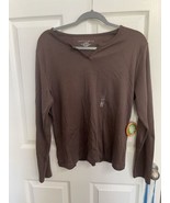 New Mountain Lake Women&#39;s Brown Long Sleeve V Neck Basic Shirt Large NWT... - £6.75 GBP