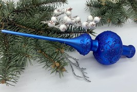 Blue Christmas glass tree topper with blue glitter, Christmas finial - $25.13