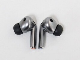 Samsung Galaxy Buds3 Pro SM-R630 Wireless Earbuds - Silver image 3