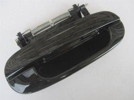 OEM Cadillac CTS DTS Passenger's Right RH Side Front Door Handle Exterior Black - $19.99