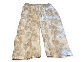 Riders by Lee S. 6 M  Capri Mid-Rise Tan Beige Tropical Print Palm Tree Pattern  - £5.12 GBP