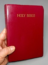 1984 Holy Bible KJV Kings James Red Letter Dictionary Concordance Nelson 162R - £7.84 GBP