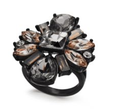 I. N.c. Internacional Concepts Negro Multi-Crystal Flor Tendencia Cóctel Anillo - £7.47 GBP