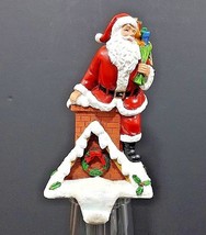 Santa Claus Coming Out Of Chimney Stocking Holder 6 1/2&quot; Tall - $260.34 MXN