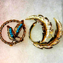 Beautiful High-End Gold Vintage Brooches - $20.79