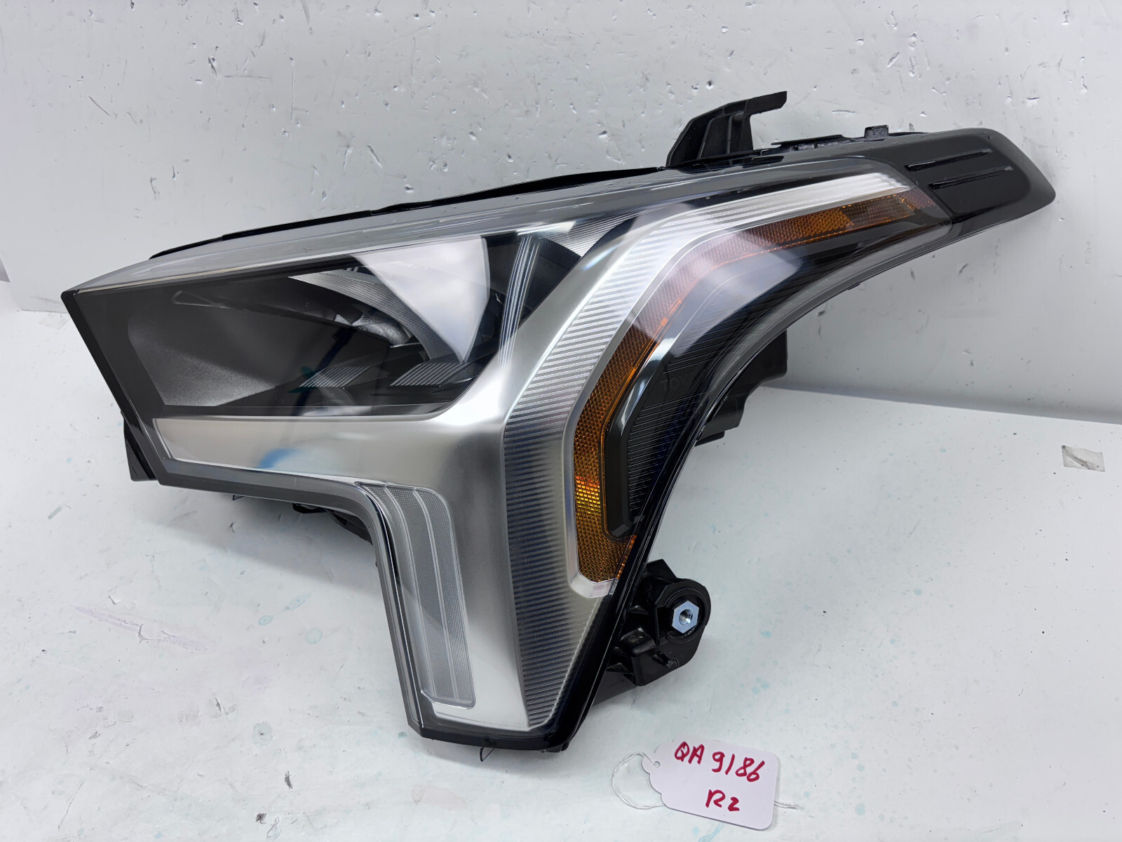 81160-0C230  2022 2023 2024 2025 TOYOTA TUNDRA LED FRONT LEFT OEM HEADLIGHT Item image 2