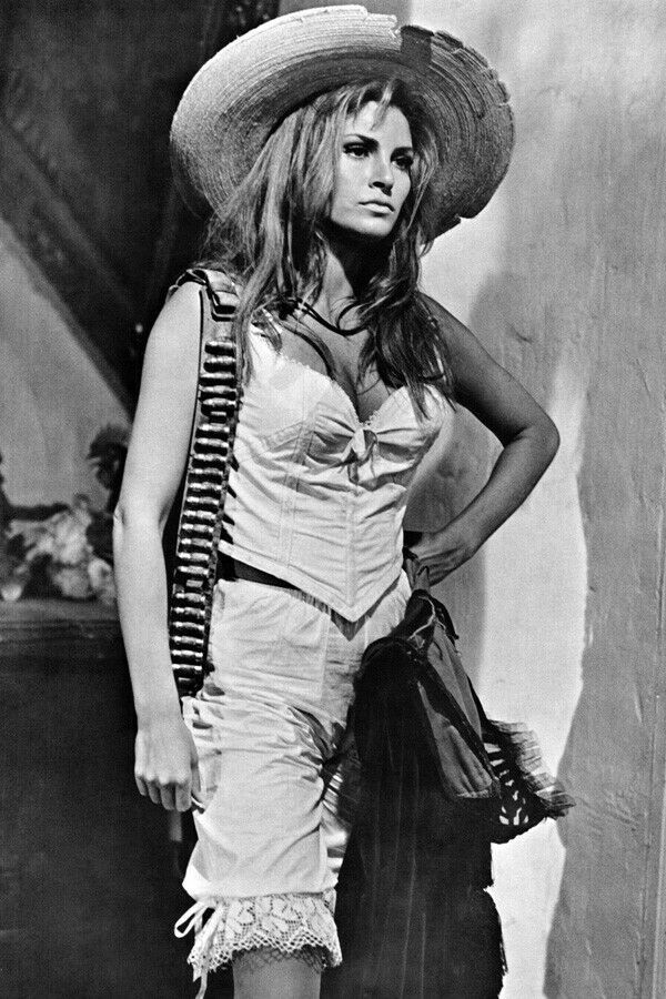 Raquel Welch in bustiere &amp; mexican hat with gunbelt 100 Rifles 4x6 inch ... - $4.75