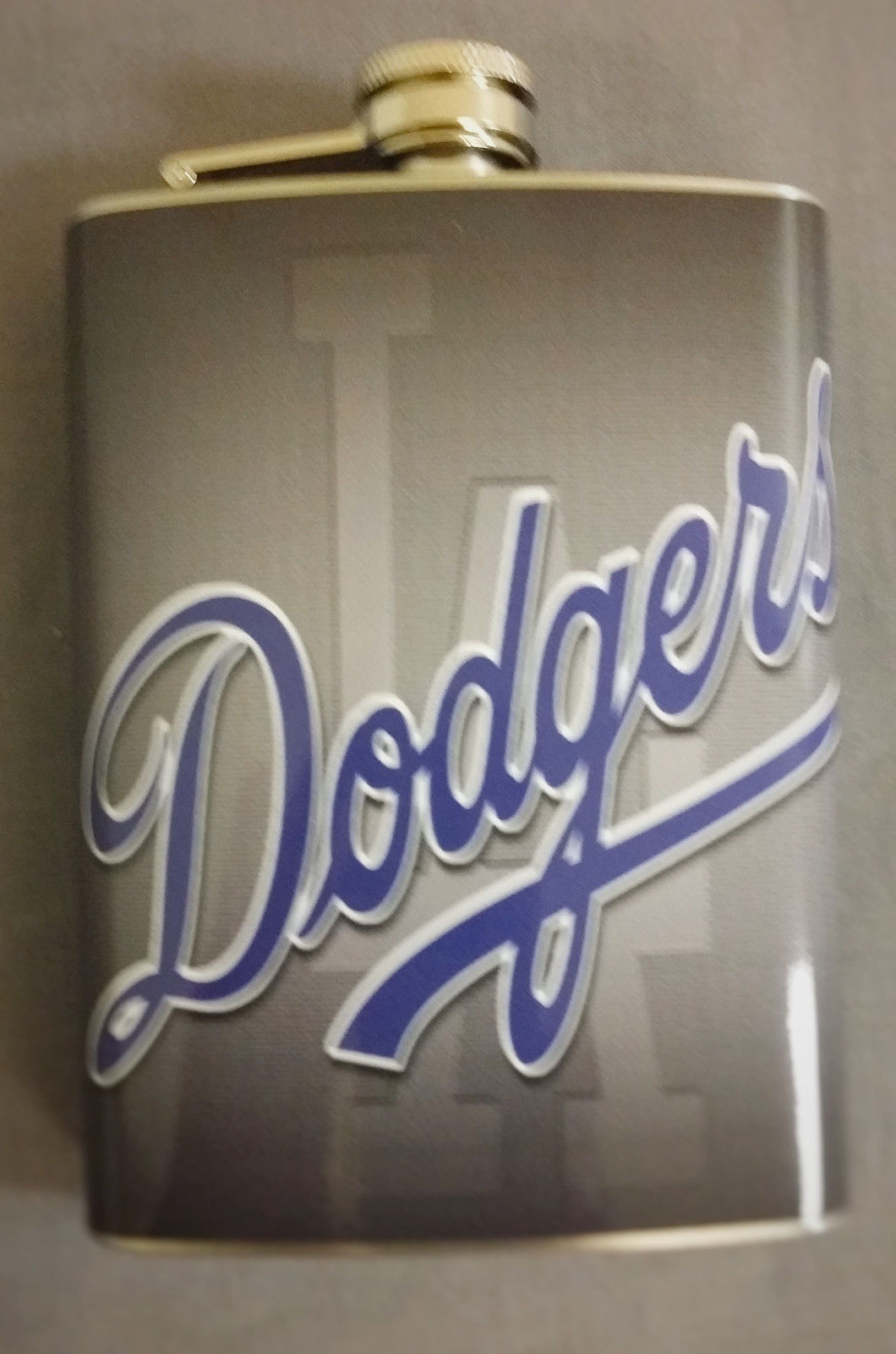 LOS ANGELES DODGERS CLASSIC LOGO 8oz STAINLESS STEEL FLASK
