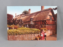 Vintage Postcard - Anne Hathaway Cottage and Garden Victoria - Wright Ev... - £11.76 GBP