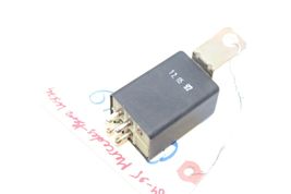 86-95 MERCEDES-BENZ W124 INSTRUMENT CLUSTER SPEEDOMETER LIGHT RELAY Q1349 image 8