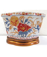 Beautiful Port 68 Chrysanthemum Quatrefoil Planter with Wood Base  - $365.31