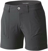 Columbia Women&#39;s Kestrel Silver Ridge Trail Omni-Shield Stretch Shorts - $21.67