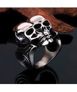 Biker&#39;s Conjoined Skulls ring size 11 only - £11.31 GBP
