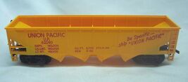TYCO TRAIN HO SCALE Yellow UNION PACIFIC U.P. 62040 Quad Hopper Car Rail... - $14.85