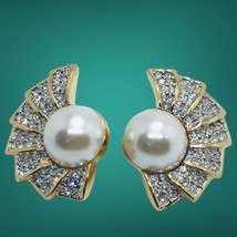 Vintage 1960’s Pearl &amp; Diamante Rhinestone Pierced 14k Post  Earrings by Butler - £58.83 GBP