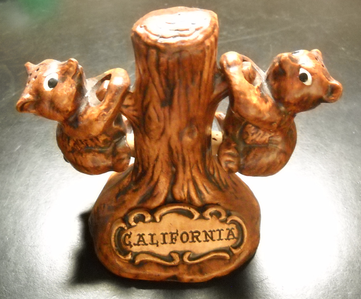 Treasure Craft Salt and Pepper Set California Three Piece Set Cubs On a Stump - $15.99