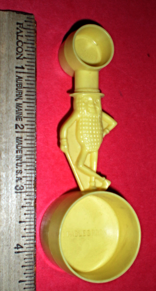Planters Peanuts Vintage Measuring Spoon (1950&#39;s) - $5.00