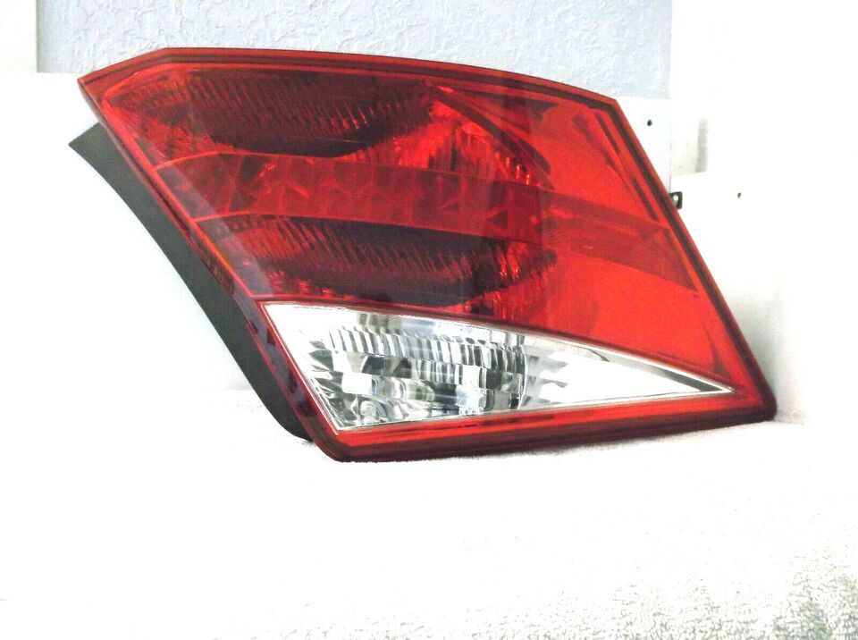 Primary image for 08-09-10 HONDA ACCORD COUPE/2 DOOR    PASSENGER SIDE ..TAIL/BRAKE LIGHT..OEM