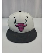 Chicago Bulls White  Inside stuff New Era Fitted Hat 7 3/8 - €11,80 EUR