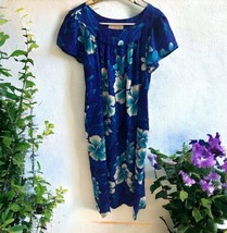 Vintage Handmade Women&#39;s S Short Sleeve Blue Floral Hawaiian MuMu Housedress - £28.03 GBP