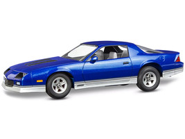 Level 4 Model Kit 1985 Chevrolet Camaro Z/28 1/24 Scale Model by Revell - £39.95 GBP