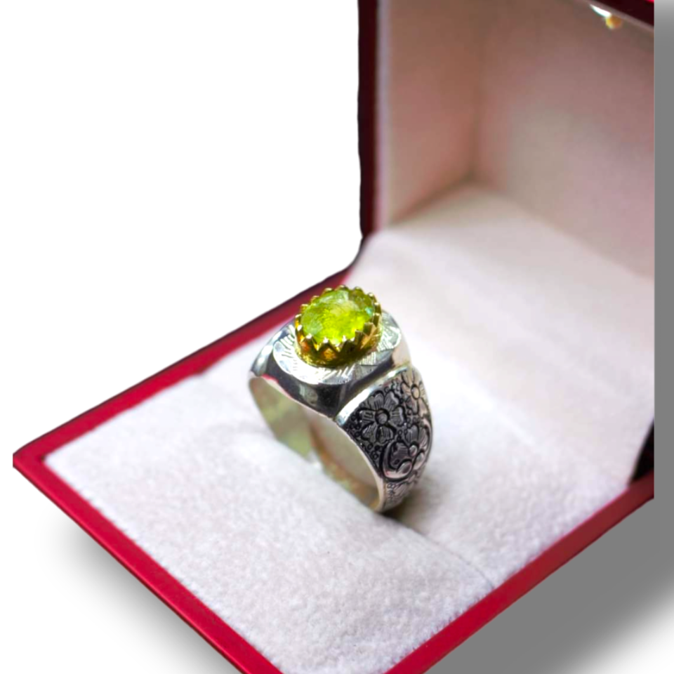 Handmade silver 925 ring crowned with aquamarine gemstone خاتم متوج حجر ... - $171.00