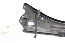 03-09 MERCEDES-BENZ W211 E320 E350 RADIATOR UPPER SUPPORT BRACKET Q9580 image 8