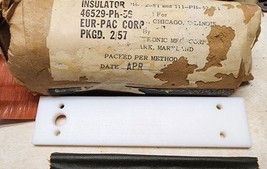 1 Vintage 1957 U.S. Army Radio Insulator Part Rectangular Shape 3G320-327 - £6.22 GBP