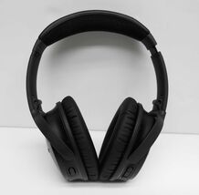 Bose QuietComfort 35 II Wireless Noise Cancelling Headset - Black image 2