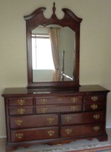 Gorgeous Kincaid Cherry Veneer Dresser with Removeable Mirror – FIVE DEEP DRAWER - £395.67 GBP