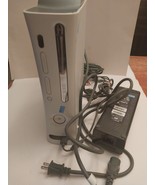 Microsoft Xbox 360 Pro System Bundle 60GB  HDD White Console - $1,549.25 MXN