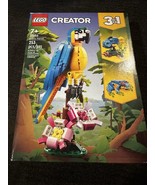 LEGO CREATOR: Exotic Parrot (31136) - $283.77 MXN